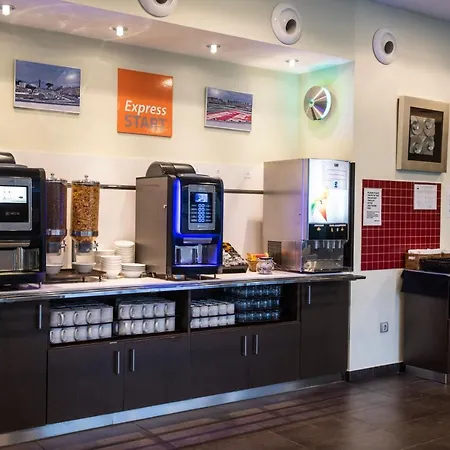 Express Sant Cugat By Ihg 3*