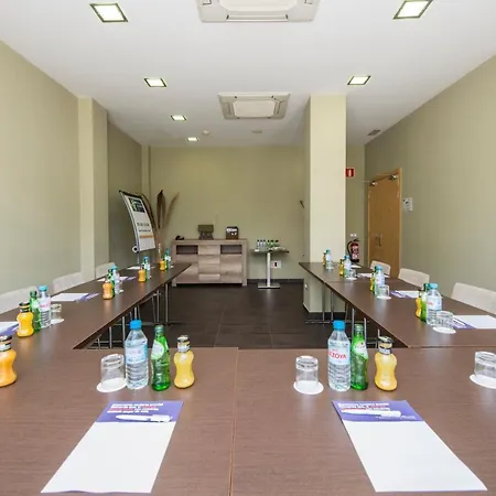 Express Sant Cugat By Ihg Hotel 3*