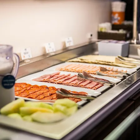 Express Sant Cugat By Ihg 3*