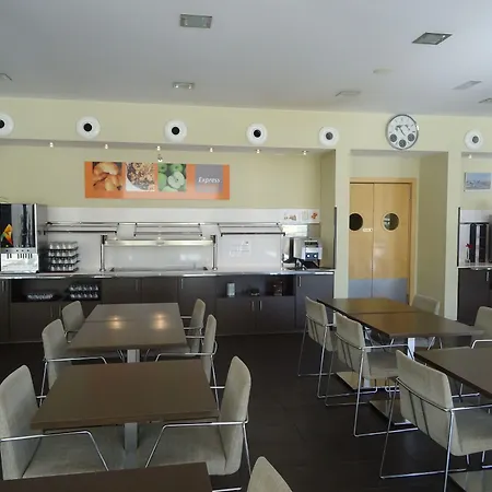 Otel Express Sant Cugat By Ihg Sant Cugat del Vallès