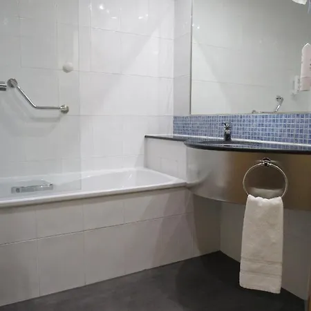 Express Sant Cugat By Ihg 3* סנט קוגאט דל ואייס