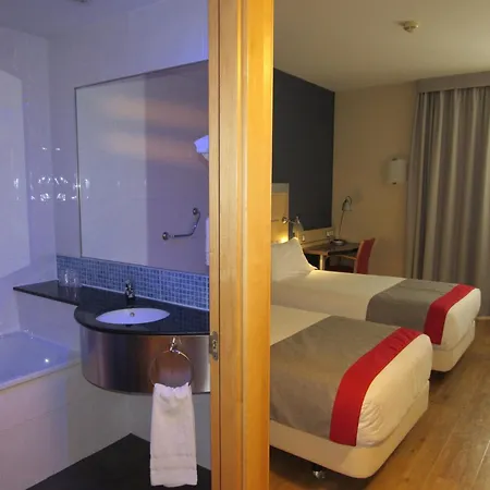 Express Sant Cugat By Ihg מלון סנט קוגאט דל ואייס