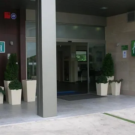 מלון Express Sant Cugat By Ihg 3*