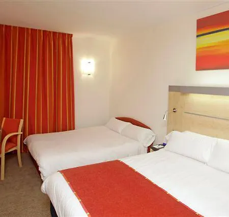 Express Sant Cugat By Ihg
